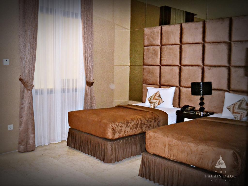 The Palais Hotel Dago Бандунг Екстер'єр фото
