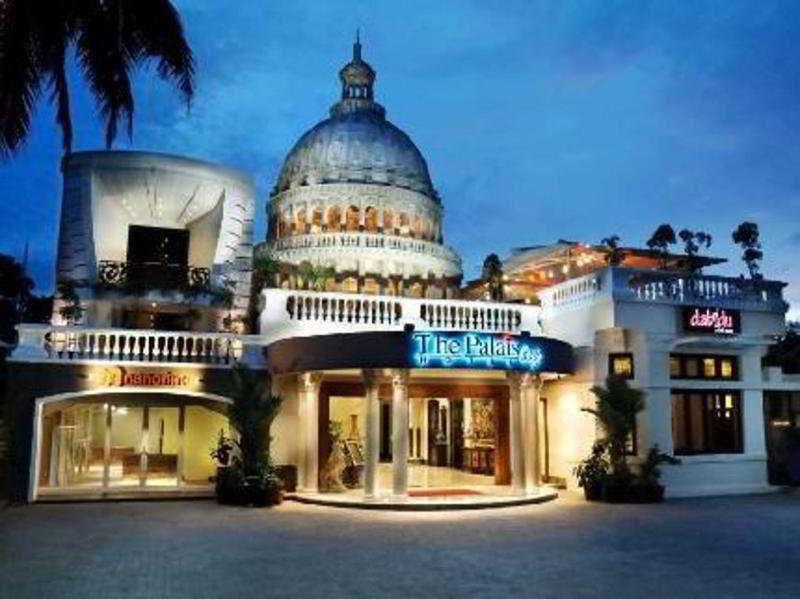 The Palais Hotel Dago Бандунг Екстер'єр фото